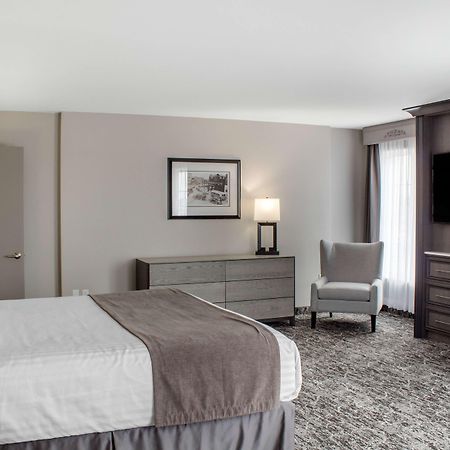 Chateau Moncton Trademark Collection By Wyndham Bagian luar foto