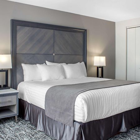 Chateau Moncton Trademark Collection By Wyndham Bagian luar foto