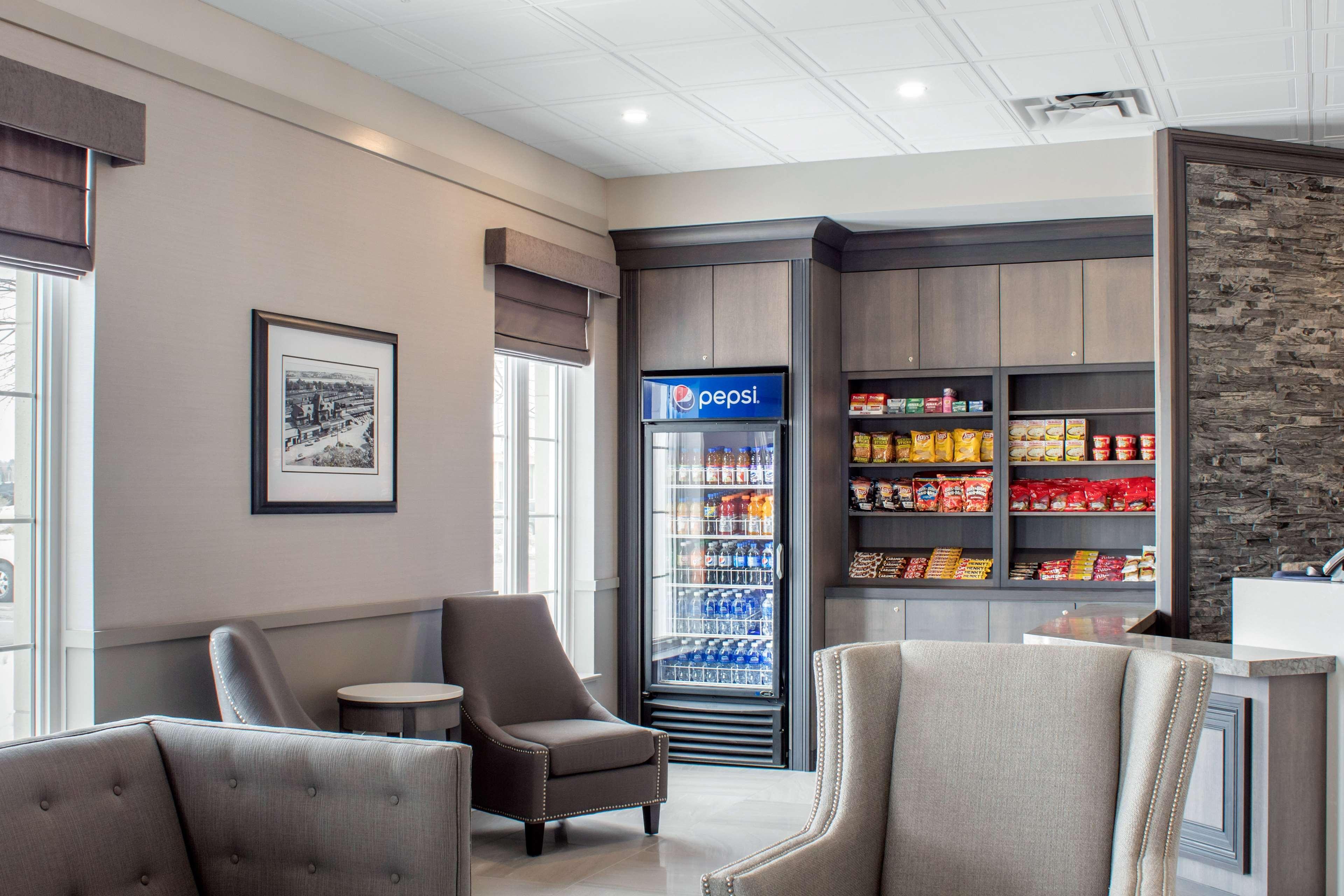 Chateau Moncton Trademark Collection By Wyndham Bagian luar foto
