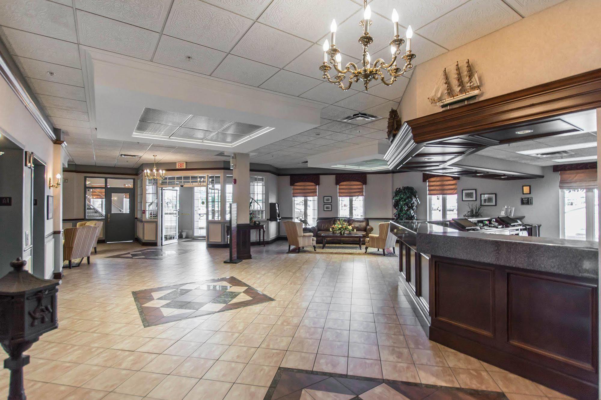 Chateau Moncton Trademark Collection By Wyndham Bagian luar foto