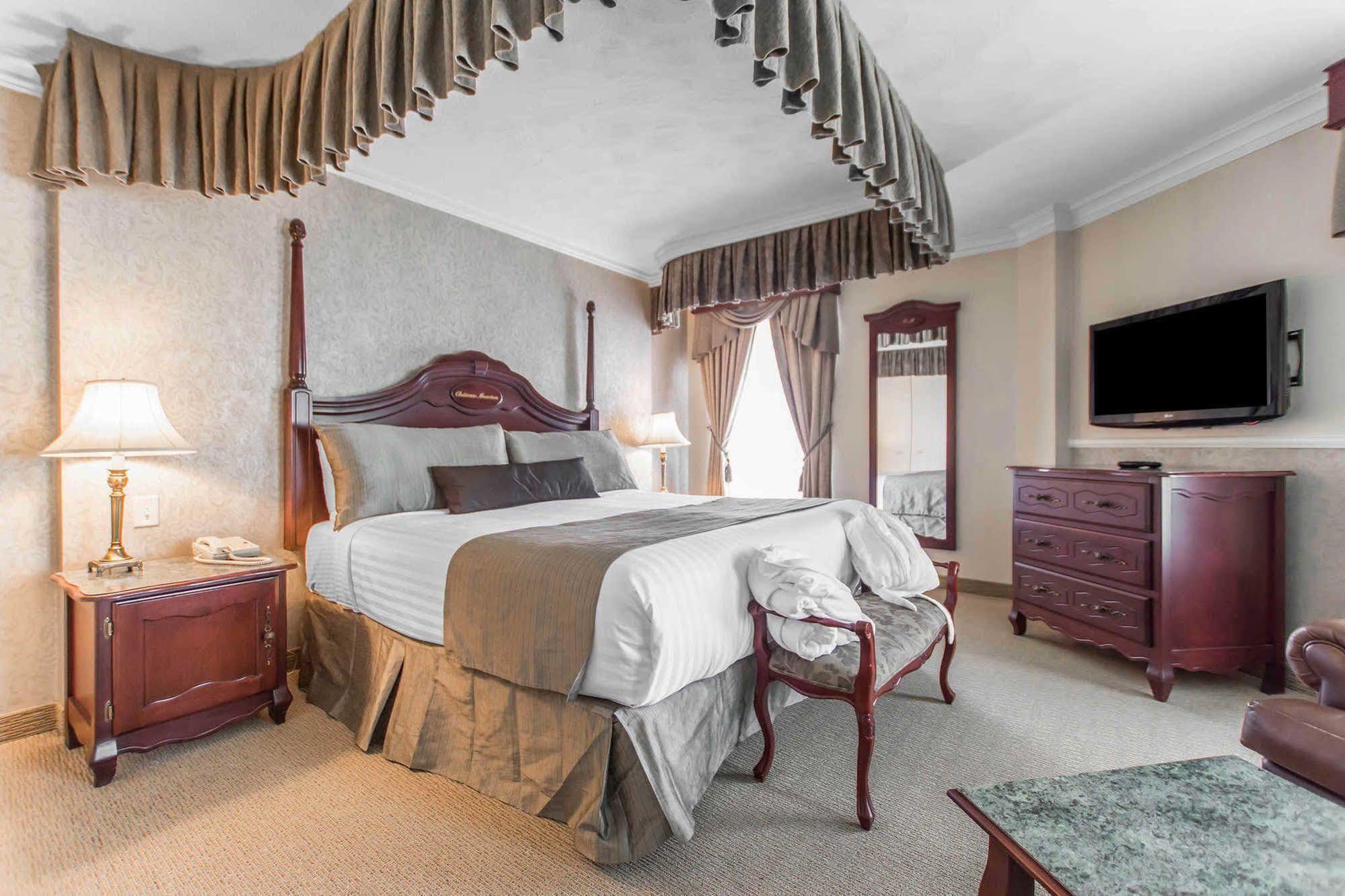Chateau Moncton Trademark Collection By Wyndham Bagian luar foto