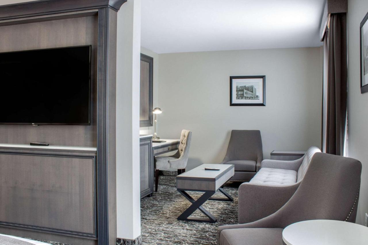 Chateau Moncton Trademark Collection By Wyndham Bagian luar foto